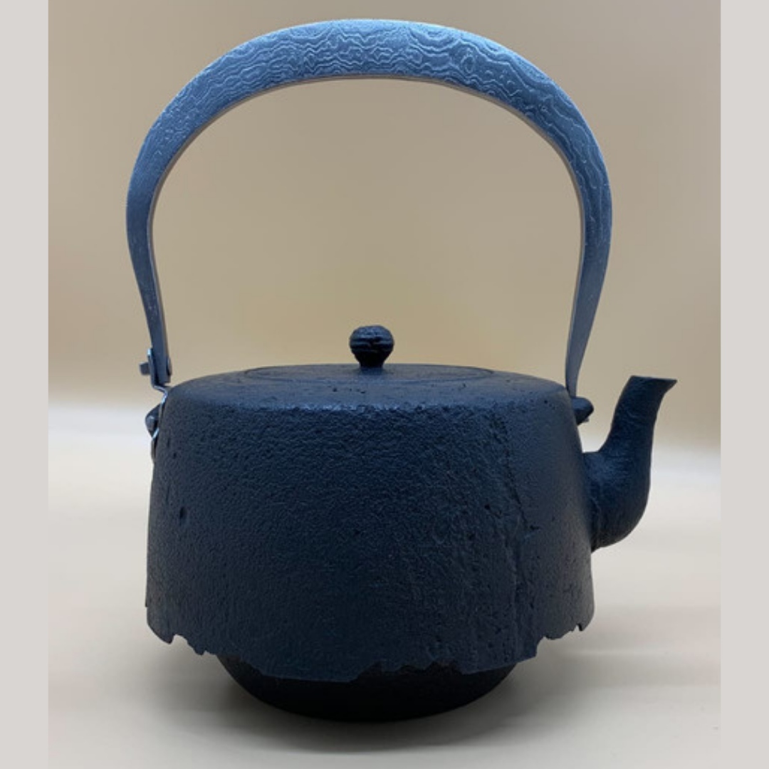 Ubaguchi Mozuya Gata Shape Japan Tetsubin Iron Kettle by Koizumi Nizaemon XI