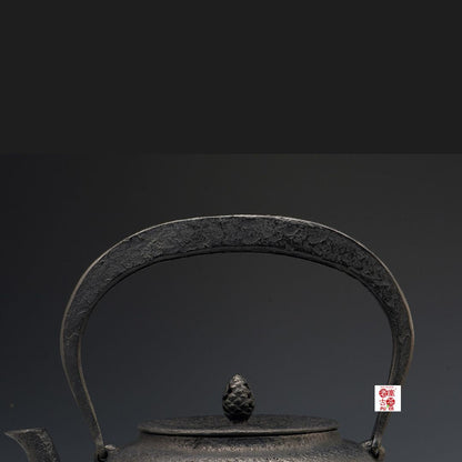 Kokonoe Gata Shape Japan Tetsubin Iron Kettle by Koizumi Nizaemon XI