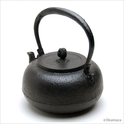 Yuzu Gata Shape Japan Tetsubin Iron Kettle by Koizumi Nizaemon XI - OVP Tea