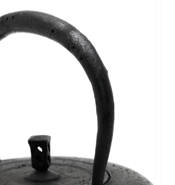 Taka Dora Gata “Tall Copper Gong” Shape Japan Tetsubin Iron Kettle by Koizumi Nizaemon XI - OVP Tea