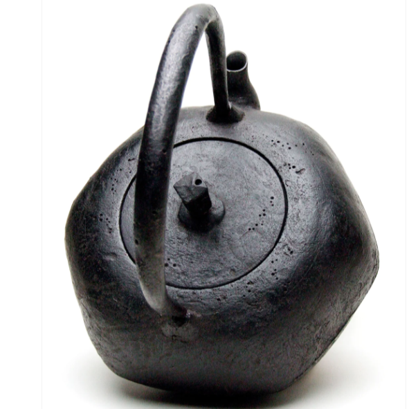 Kikko Gata Shape Japan Tetsubin Iron Kettle by Koizumi Nizaemon XI - OVP Tea