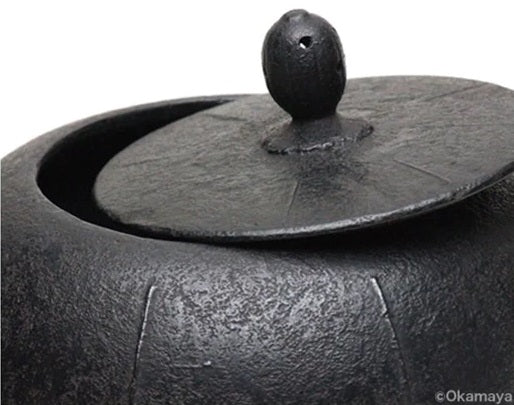 Suzuran Gata "Lily of the Valley" Shape Japan Tetsubin Iron Kettle by Koizumi Nizaemon XI