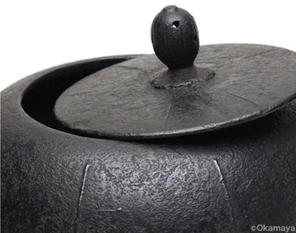 Suzuran Gata "Lily of the Valley" Shape Japan Tetsubin Iron Kettle by Koizumi Nizaemon XI