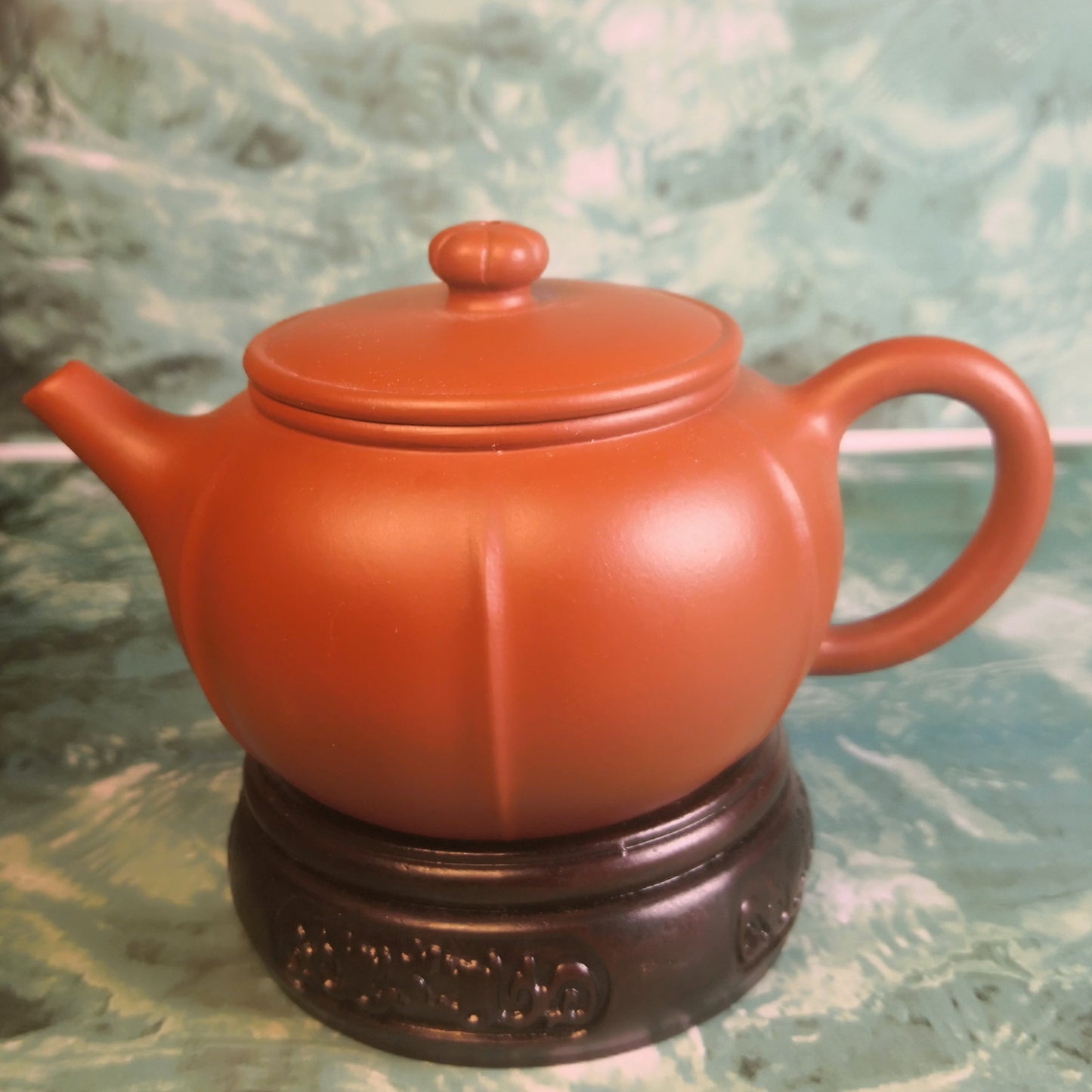 Zisha teapot Lotus Petals, handmade by artist Level 4, TANG Li-Jie（L4-2019） - OVP Tea
