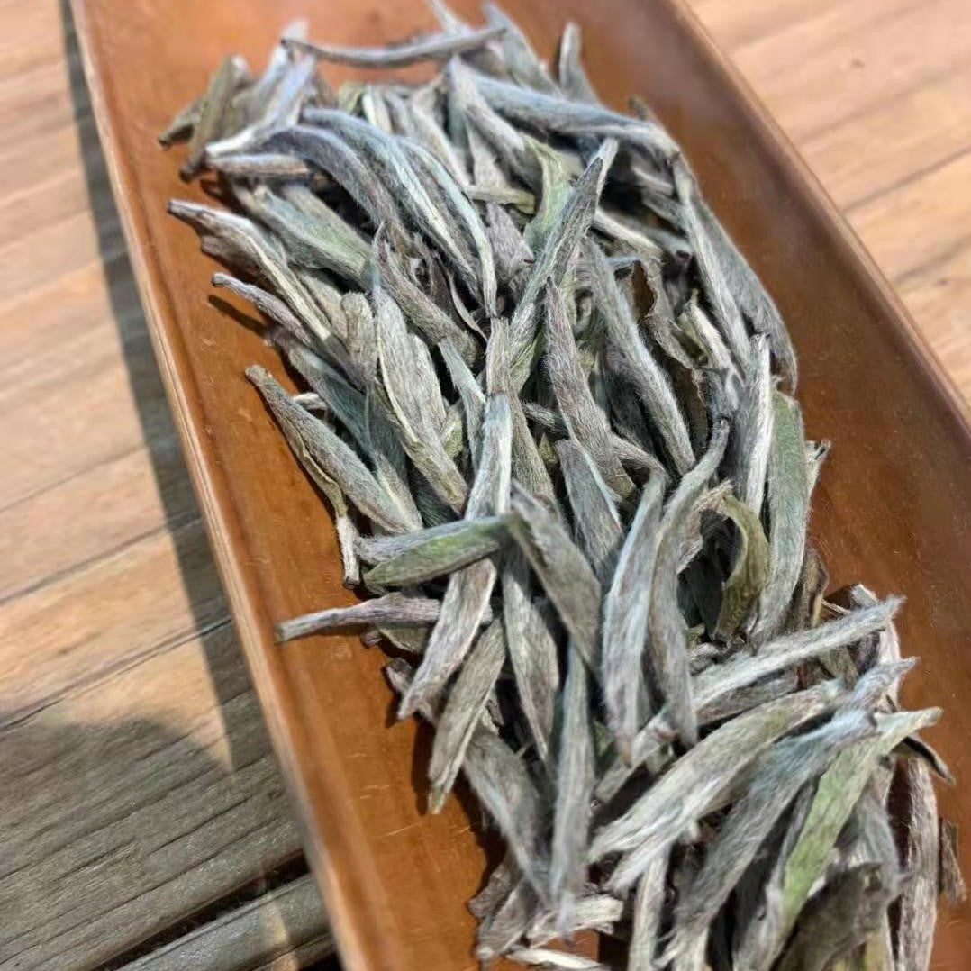 Silver Fairy™ OVP Fu Ding white tea, 1812 White Hair Silver Needles White Tea, loose Tea in Tin - OVP Tea